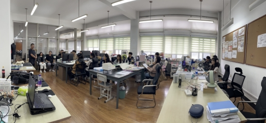 文化傳媒與藝術(shù)設(shè)計(jì)學(xué)院產(chǎn)品設(shè)計(jì)創(chuàng)新團(tuán)隊(duì)黨支部召開2025屆畢業(yè)生就業(yè)動員暨教育咨詢會